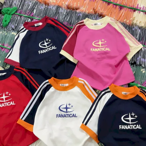 Áo Thun Nữ Cổ Tròn Baby Tee Tay Phối Màu In Hình Ngôi Sao AH787