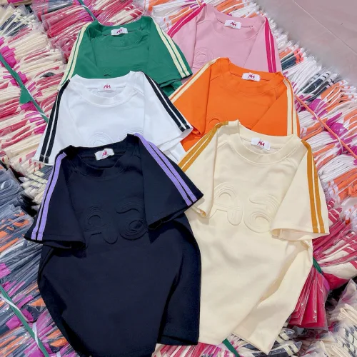 Áo Thun Nữ Cổ Tròn Baby Tee Tay Viền Sọc In Dập Nổi Chữ A Mạc AH787