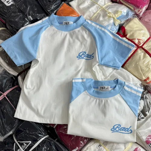 Áo Thun Nữ Cổ Tròn Baby Tee Tay Viền Sọc Màu Mạc AH787