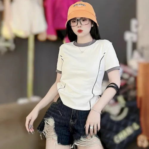 Áo Thun Nữ Cổ Tròn Baby Tee Trơn Viền Sọc Eo Mạc AH787