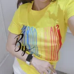 Áo thun nữ cổ tròn form suông in chữ màu