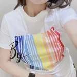 Áo thun nữ cổ tròn form suông in chữ màu