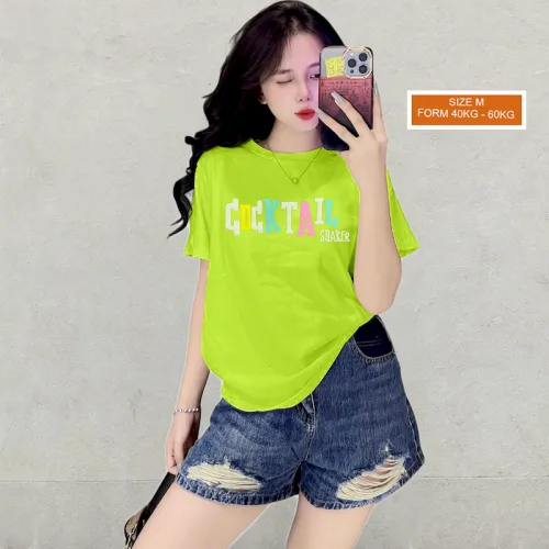 Áo Thun Nữ Cổ Tròn Form Vừa In Chữ Cocltail Size M(40-60kg)