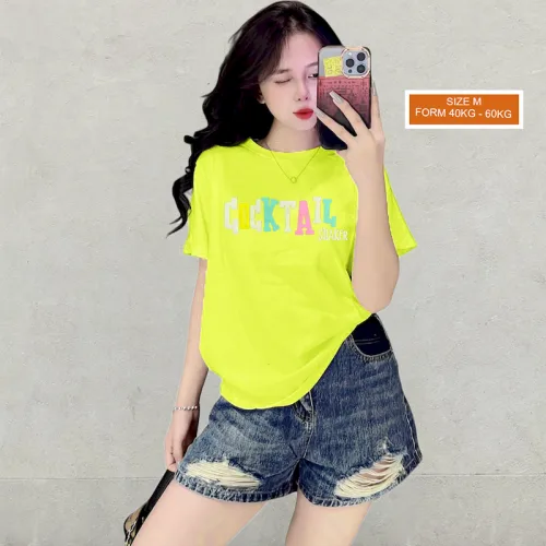 Áo Thun Nữ Cổ Tròn Form Vừa In Chữ Cocltail Size M(40-60kg)