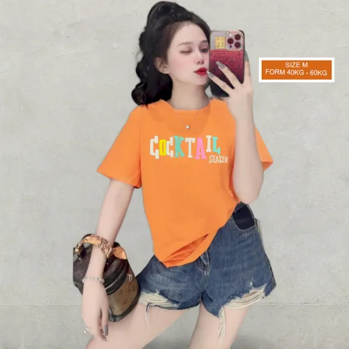 Áo Thun Nữ Cổ Tròn Form Vừa In Chữ Cocltail Size M(40-60kg)