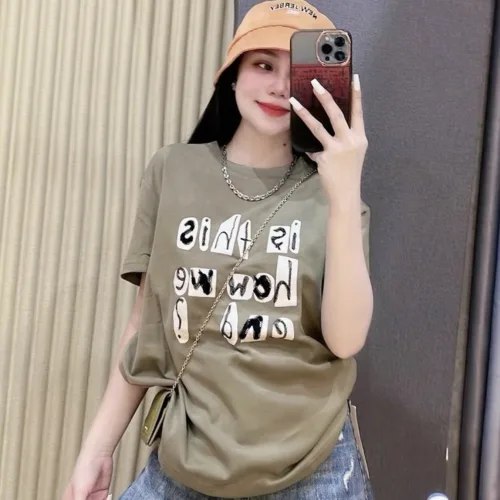 Áo Thun Nữ Cổ Tròn form vừa in chữ nổi size M(40-60kg)