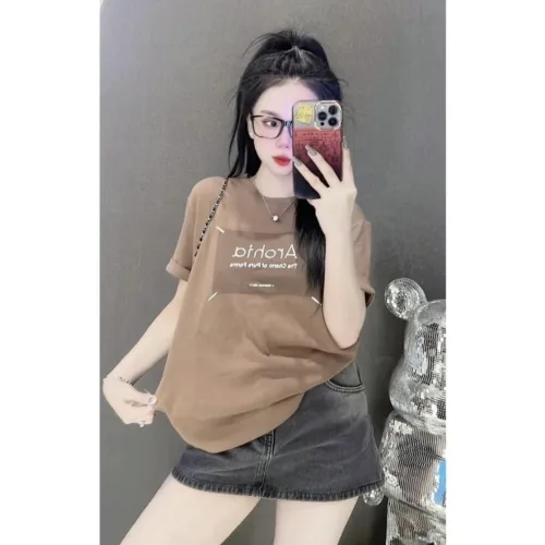 Áo Thun Nữ Cổ Tròn In Chữ Arohia form vừa size M(40-60kg)
