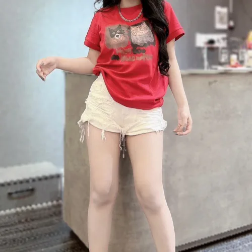 Áo Thun Nữ Cổ Tròn In Hình Mặt Con Chó Và Mèo form vừa size M(40-60kg)