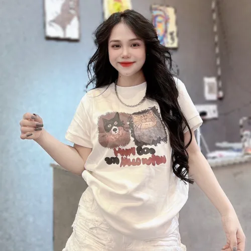 Áo Thun Nữ Cổ Tròn In Hình Mặt Con Chó Và Mèo form vừa size M(40-60kg)