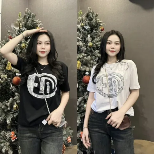 Áo Thun Nữ Cổ Tròn Thuê Hình form vừa size M(40-60kg)