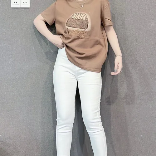 Áo Thun Nữ Cổ Tròn Thuê Hình Và Chữ form vừa size M(40-60kg)