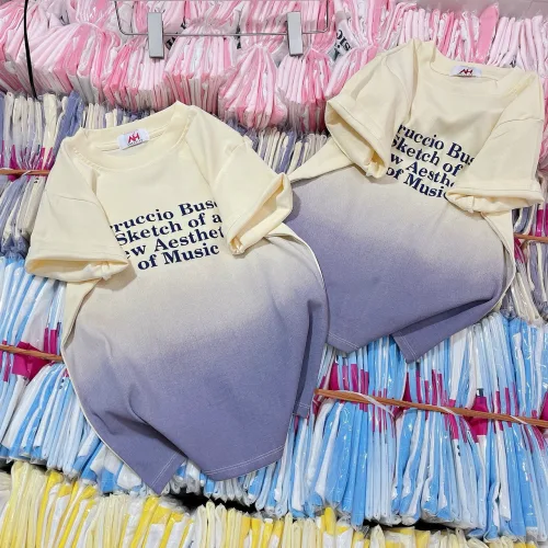 Áo thun nữ hai màu Baby Tee ôm body từ 35kg - 55kg in chữ