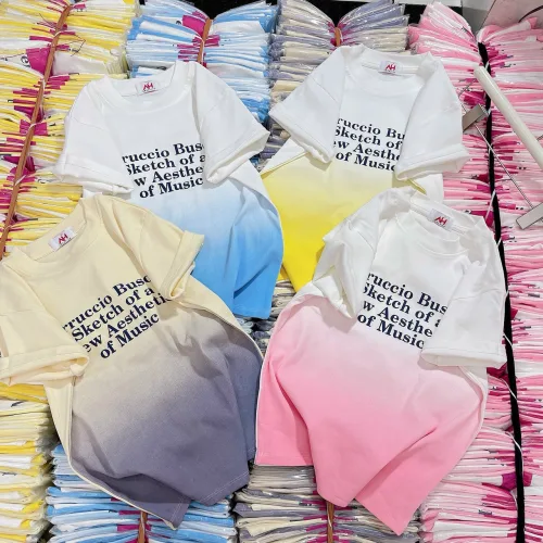 Áo thun nữ hai màu Baby Tee ôm body từ 35kg - 55kg in chữ