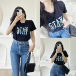 Áo thun thái nữ cổ tròn form suông in chữ Stay