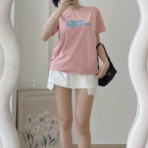 Áo thun thái nữ cổ tròn form suông in chữ Think Different