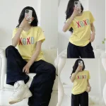 Áo thun thái nữ cổ tròn form suông in chữ Xoxo