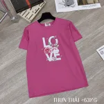 Áo thun thái nữ form suông cổ tròn in chữ LOVE phối hoa