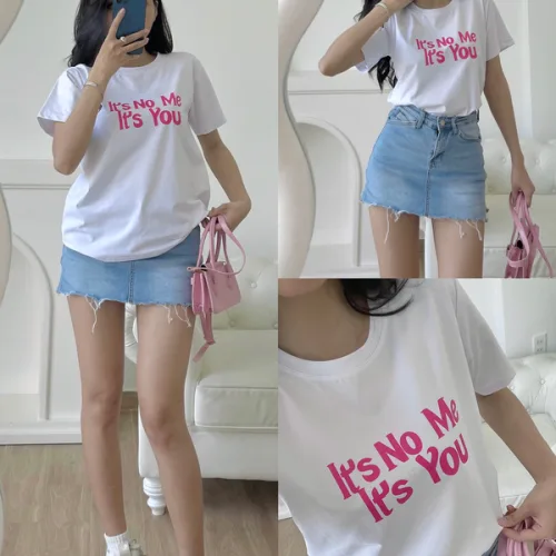Áo thun thái nữ form suông cổ tròn in chữ nổi màu