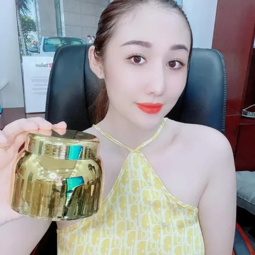 Bạn đang tìm kiếm kem body sao không thử kem body collagen x3 luxury?