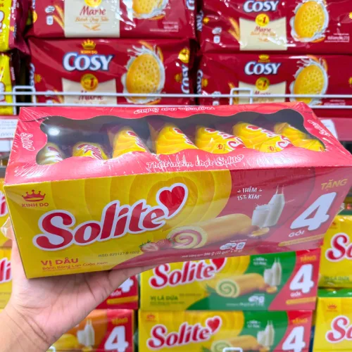 Bánh Bông Lan Cuộn Solite Vị Dâu Hộp Giấy Lớn 396g