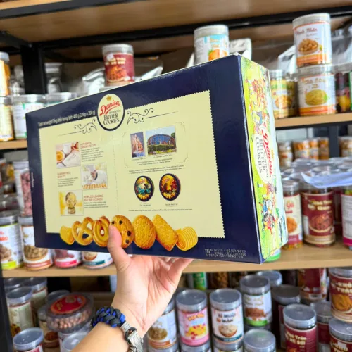 Bánh Danisa Gold Hộp Thiếc - Bánh Quy Bơ Danisa Bản Limitied Edition 992g/Hộp (1 Hộp Thiếc x 908g + 1 Lon Thiếc Có Phát Nhạc 84g) - (Kèm Túi)