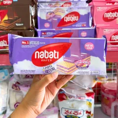 Bánh Kem Xốp Nabati Nhân Kem Goguma 110g Gói Màu Tím