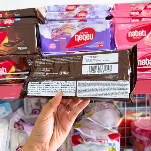 Bánh Kem Xốp NABATI Vị Socola Dạng Thanh Dài 110g