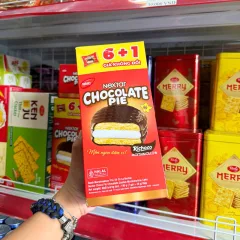 Bánh Phủ Socola NABATI NEXTAR CHOCOLATE PIE 6+1 196g