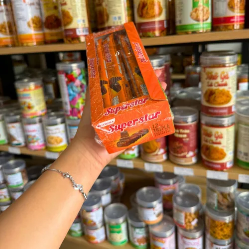 Bánh Que Xốp Phủ Socola MAYORA SUPERSTAR 150g (12 Cây x 12,5g)