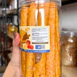 Bánh Tráng Ống Cuộn Tôm Sốt Lava Trứng Muối 150g - Hộp Tròn