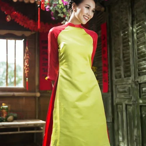 Bảo quản áo dài nữ cách tân lụa dễ hay khó?