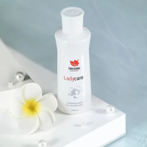 Bảo vệ mẹ bầu và những mẹ sau sinh với dung dịch vệ sinh lady care