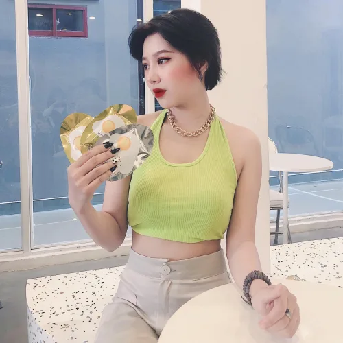 Bật tone ngay lần đầu sử dụng set tắm trắng trứng QUEENIE SKIN