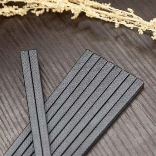 Bộ 10 Đôi Đũa Đen  Kháng Khuẩn Hoạ Tiết Anh Đào 24cm