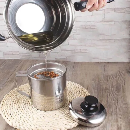 Ca Lọc Dầu Inox 304 Có Lưới Lọc Cặn Và Tạp Chất Tiện Lợi 700ml