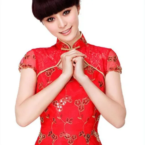 Các bạn muốn may mắn thì nên mặc gì ngày Tết 2021?