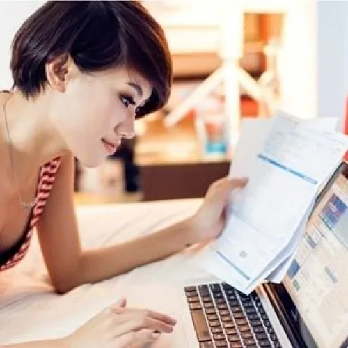 Làm sao để an toàn khi mua sỉ quần áo online từ xa?