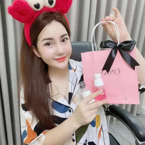 Cầm trên tay mà rụng tim lun ! quá đẹp siêu phẩm xịt khoáng vùng kín onaya rose spray