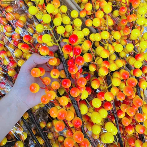 Cành Đông Đào 12 Nhánh Trái Mọng Vàng Dài 90cm