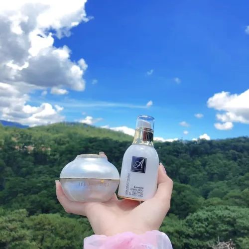 Chào buổi sáng cho da mặt bằng combo Kem face Pháp và Serum spot