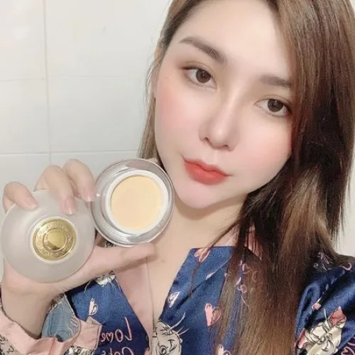 Chất kem face pháp trăm người thích, triệu người xài A COSMETICS