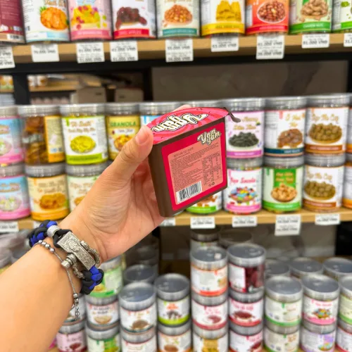 Combo 2 Hộp Bánh Que Chấm Sốt Dâu Tây - Bánh Yam Yam Dâu Tây