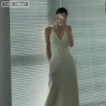 Đầm 2 dây cổ v linen basic