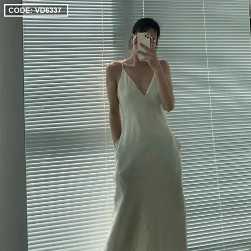 Đầm 2 dây cổ v linen basic