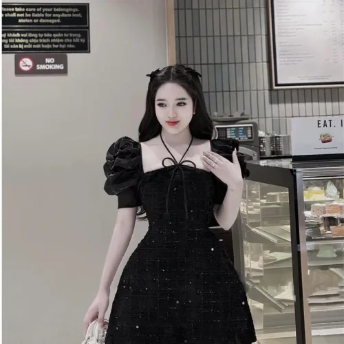 Đầm bố nổi cổ yếm tay phồng oganza