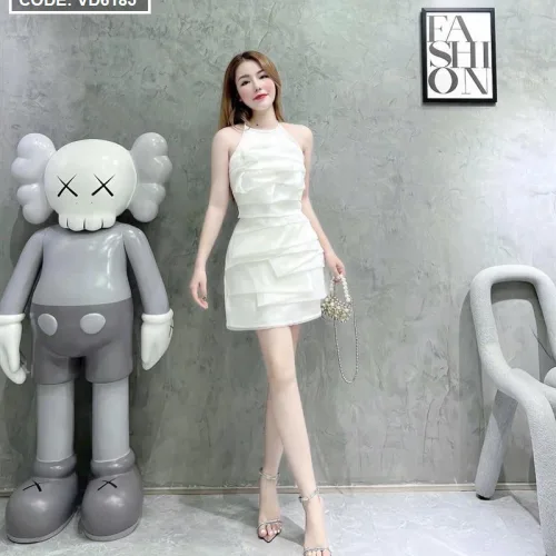 Đầm cổ yếm viền hạt xếp ly tầng 2 màu