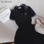 Đầm đen cổ polo viền tay logo ngực