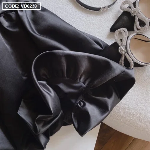 Đầm doll 2 dây xoè chocker hoa cổ 2 màu