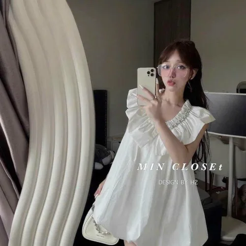 Đầm doll trắng cổ sen viền đá