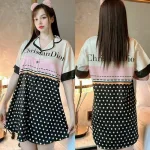 Đầm form suông cổ bẻ hoạ tiết
